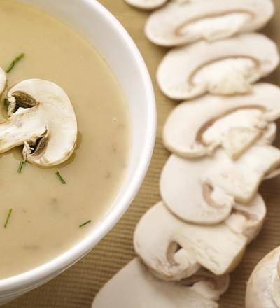 Erdäpfelsuppe mit Pilzen