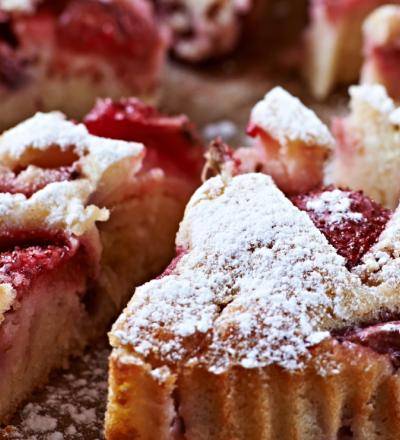 st_erdbeer-rhabarber-kuchen-_header.jpg