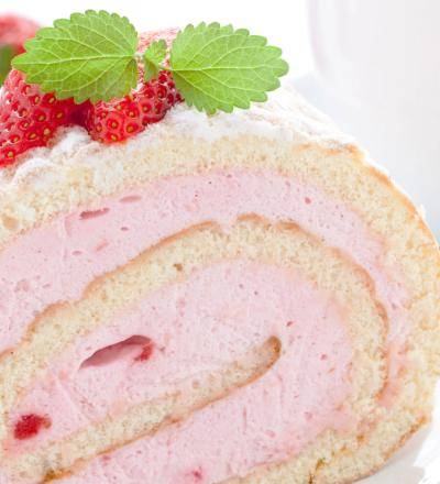 st_erdbeer-roulade_header.jpg