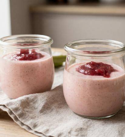 Joghurt-Rhabarber-Mousse